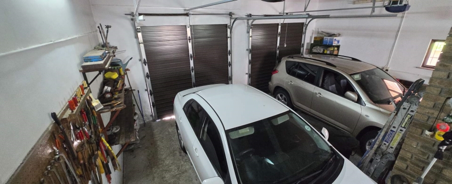 3 Bedroom Property for Sale in Kleinbaai Western Cape